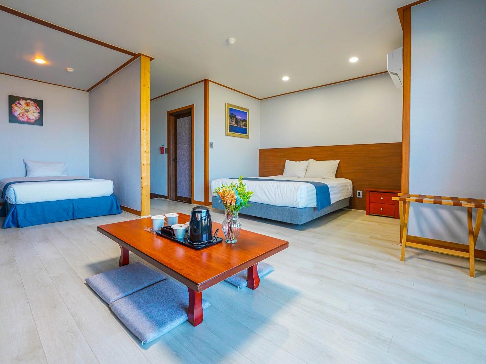 Sea Cliff Hotel Jeju Exterior photo
