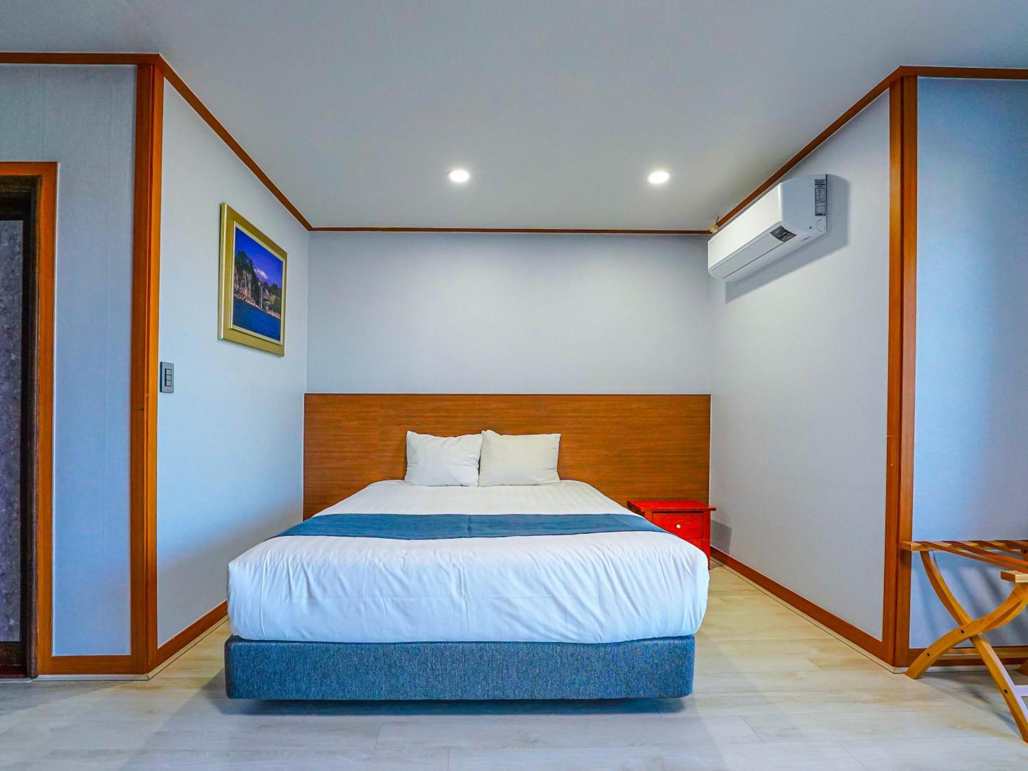 Sea Cliff Hotel Jeju Exterior photo